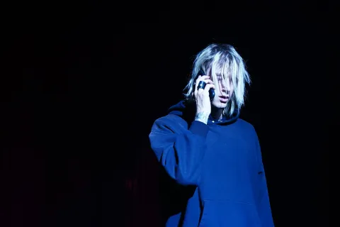Телец — кадр 7