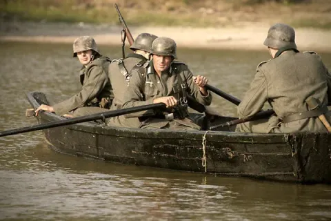 1941 — кадр 3