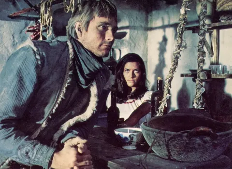 Смерть скачет на коне — кадр 1