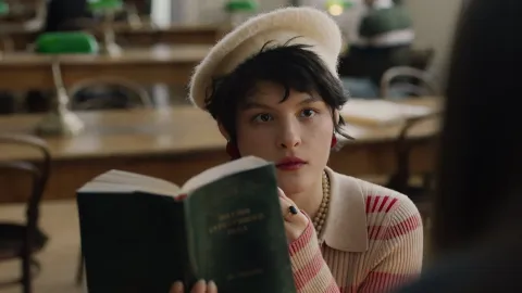 Что делать женщине, если у неё два любовника, а выбрать нужно одного — кадр 12