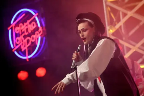 Переживая за Боя — кадр 8