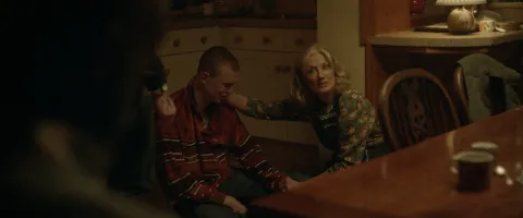 Маленький костяной домик — кадр 9