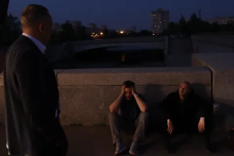 Под защитой — кадр 9