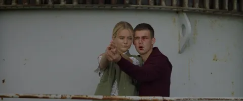 1000 дешевых зажигалок — кадр 3