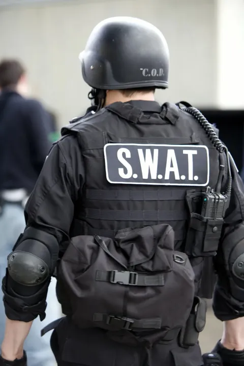 S.W.A.T.: Огненная буря — кадр 10