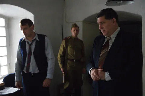 Расправляя крылья — кадр 12