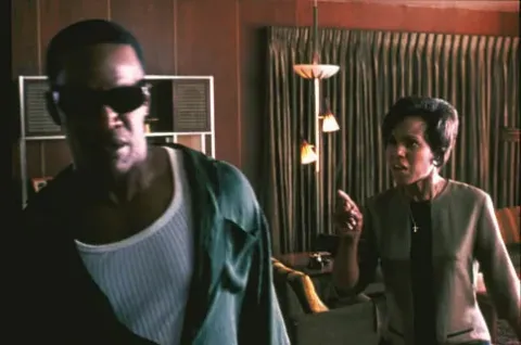 Рэй — кадр 9