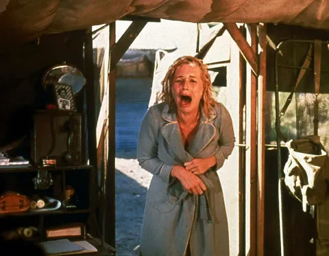 Военно-полевой госпиталь М.Э.Ш. — кадр 4