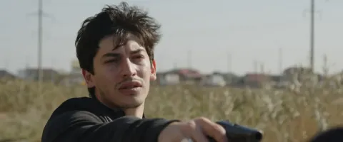 В погоне за камнем — кадр 1