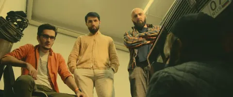 В погоне за камнем — кадр 6