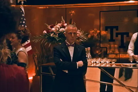 Ученик. Восхождение Трампа — кадр 11