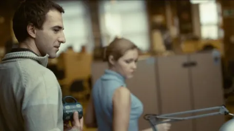 Неадекватные люди — кадр 10