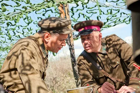 Заяц, жаренный по-берлински — кадр 9