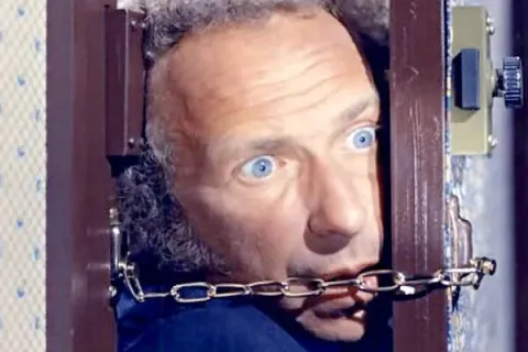 Не упускай из виду — кадр 1