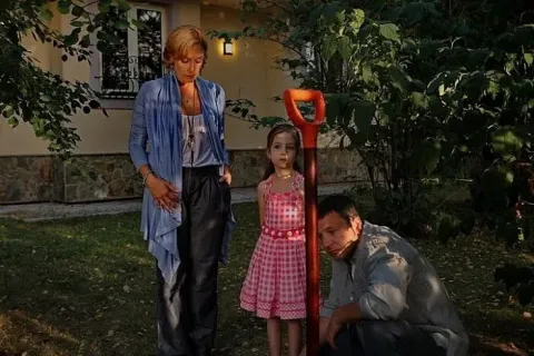 Здесь кто-то есть. — кадр 12