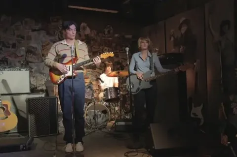 Клуб CBGB — кадр 3