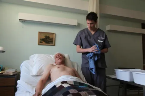 Геронтофилия — кадр 1