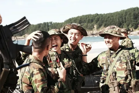 Республика Корея 1% — кадр 10
