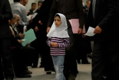Развод Надера и Симин — кадр 8