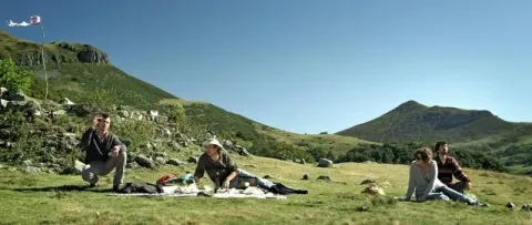 Современные Робин Гуды — кадр 3