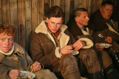В белом плену — кадр 1