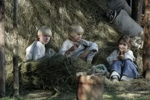Две женщины — кадр 6