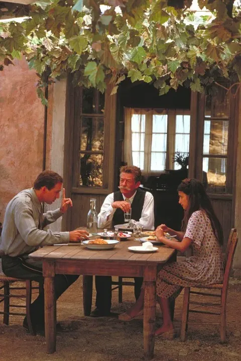 Выбор капитана Корелли — кадр 10