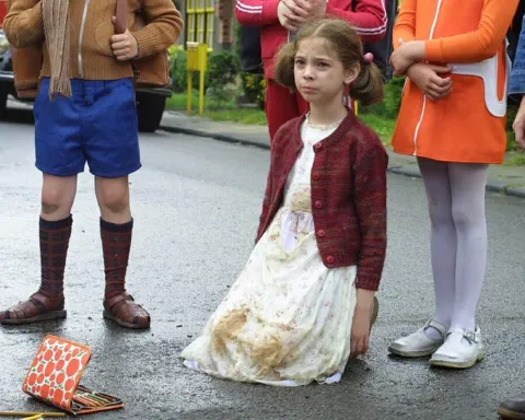 Влюбись в меня, если осмелишься — кадр 2