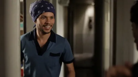Люблю смотреть на девушек — кадр 8