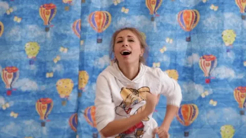 Дримс — кадр 10