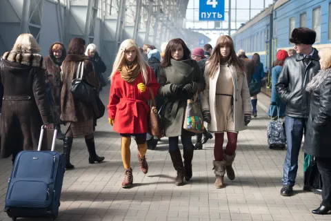В спорте только девушки — кадр 11