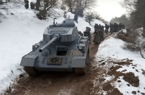 Отряд героев — кадр 5