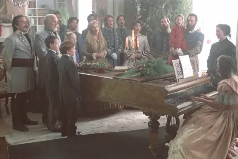 Боги и генералы — кадр 4