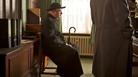 Отец Браун — кадр 4