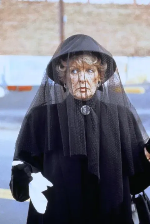 Человек-кадиллак — кадр 1