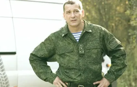 Жена офицера — кадр 2