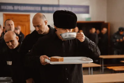 Театральная зона — кадр 1