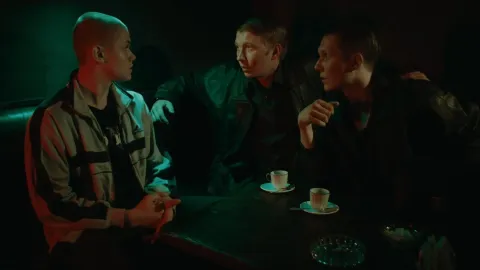 Путешествие на солнце и обратно — кадр 7