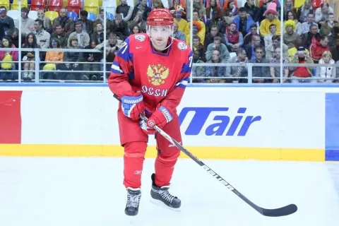 Чемпионы — кадр 1