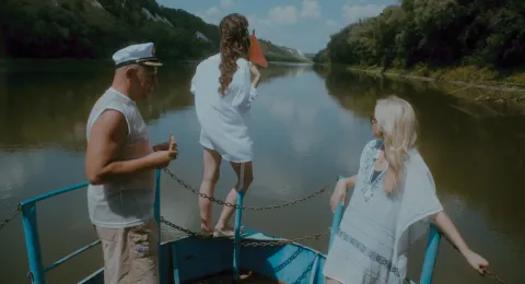 Дефиле — кадр 4