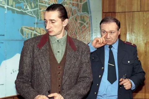 Улицы разбитых фонарей — кадр 11