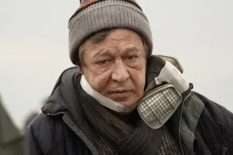 На дне — кадр 3