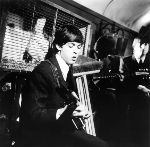 The Beatles: Вечер трудного дня — кадр 7