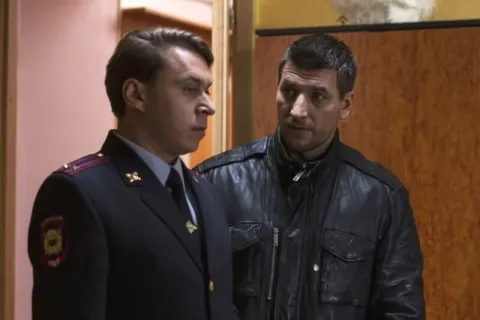 Ментовские войны 8 — кадр 2