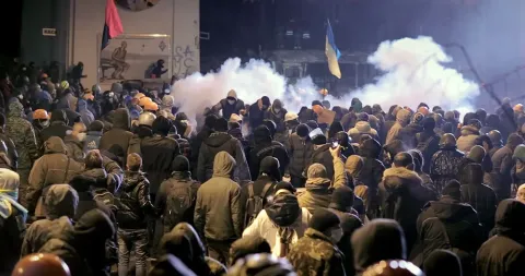 Майдан — кадр 6