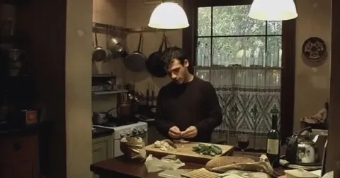 9 песен — кадр 3