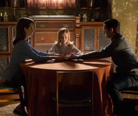 Уиджи. Проклятие доски дьявола — кадр 1