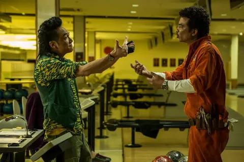 Два больших пальца вверх — кадр 5