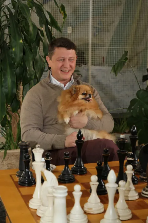 Призрак в кривом зеркале — кадр 9