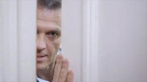 Паутина 9 — кадр 6